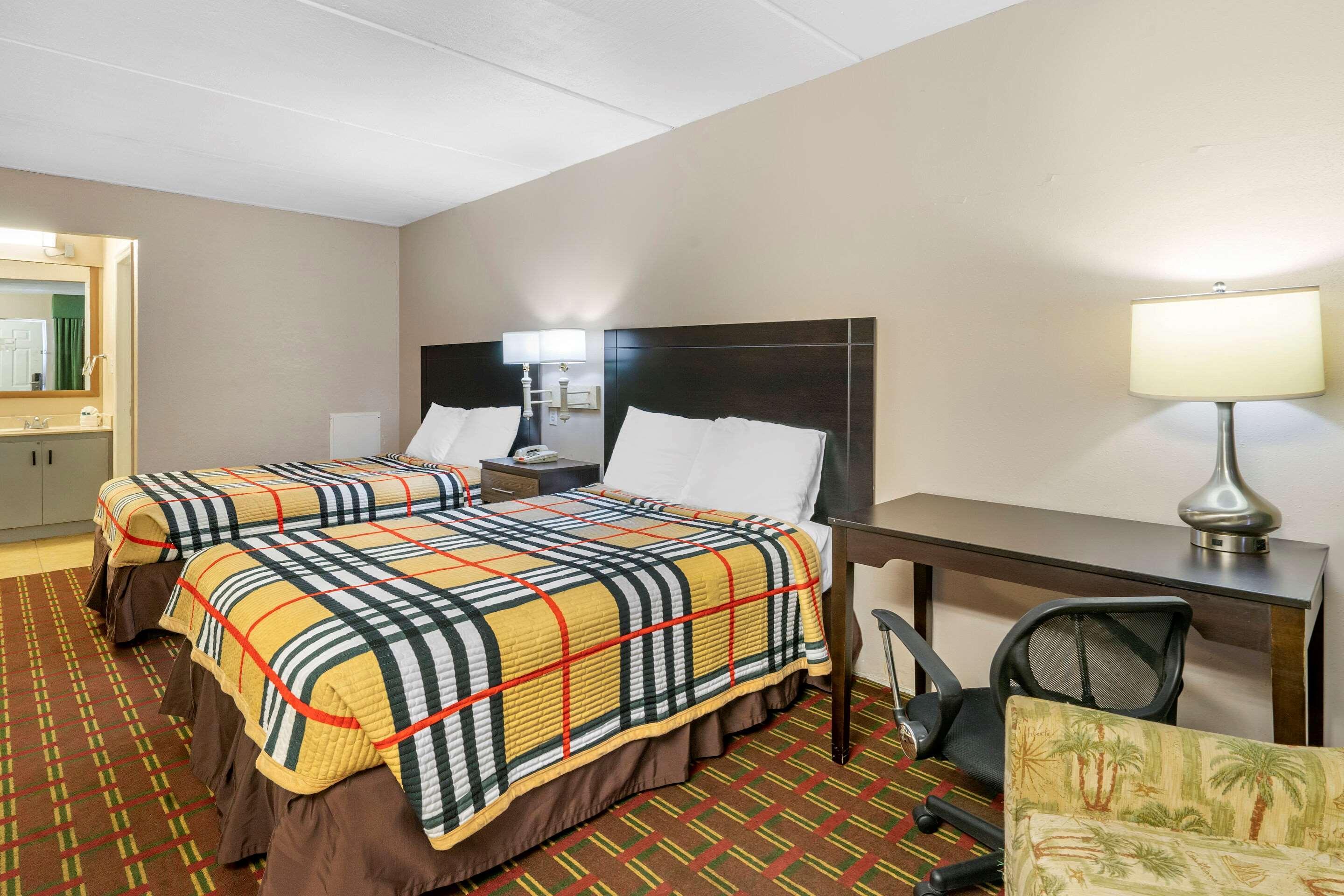 Rodeway Inn Clearwater-Dunedin Esterno foto