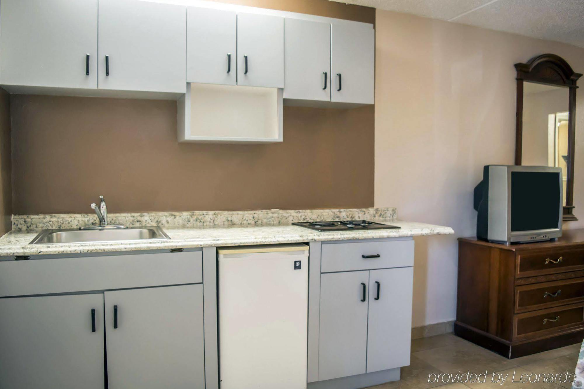 Rodeway Inn Clearwater-Dunedin Esterno foto