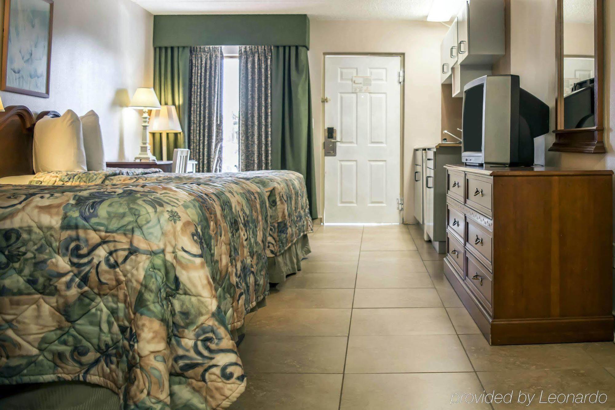 Rodeway Inn Clearwater-Dunedin Esterno foto