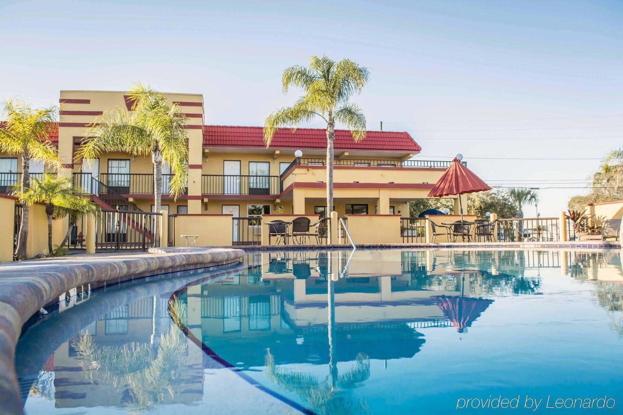 Rodeway Inn Clearwater-Dunedin Esterno foto